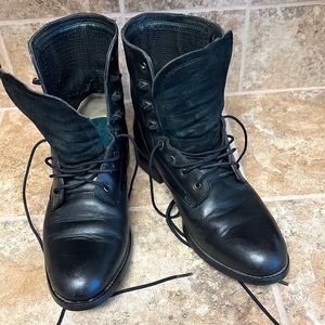 Ariat lace up roper boot